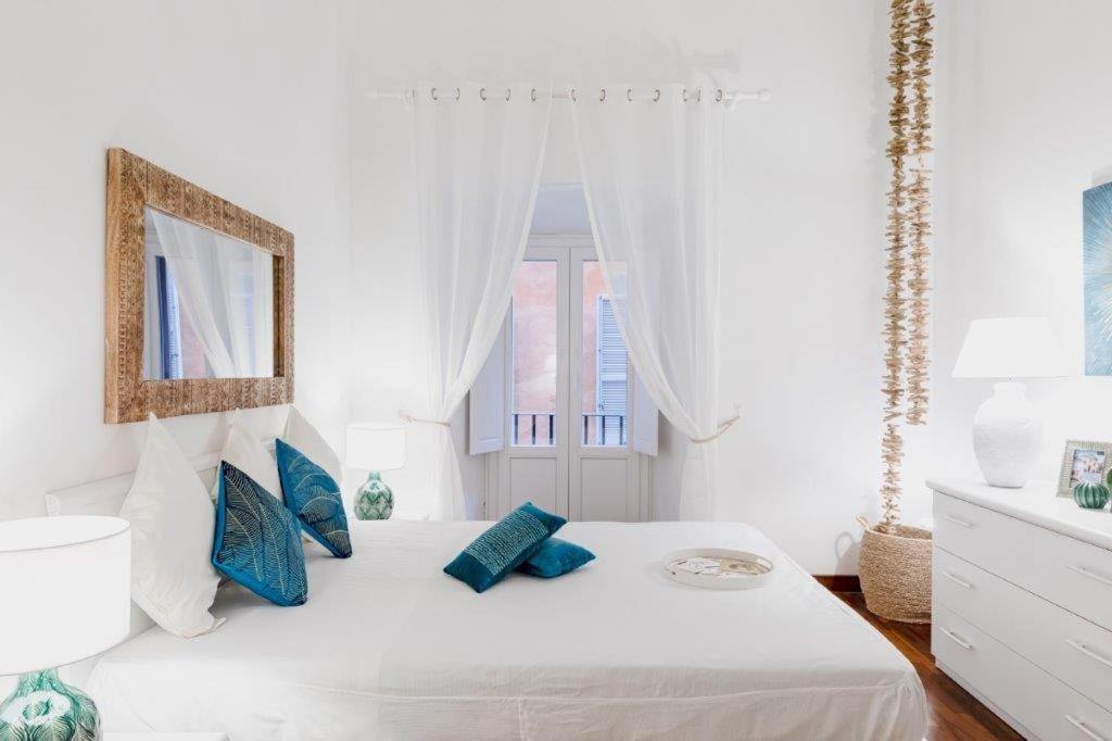 Apartment Charme Luxury Flat Campo Dei Fiori Rom